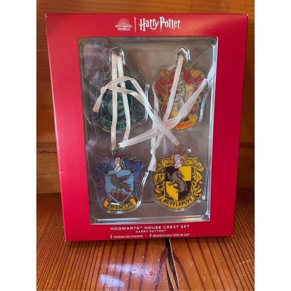 2024 Hallmark HOGWARTS HOUSE CREST SET of 4 Ornaments *NIB* FREE SHIP IN US! - Picture 1 of 2